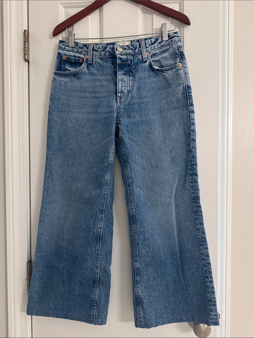 Closed mid-rise, button fly, Wide-Leg Women's Jeans - Blue